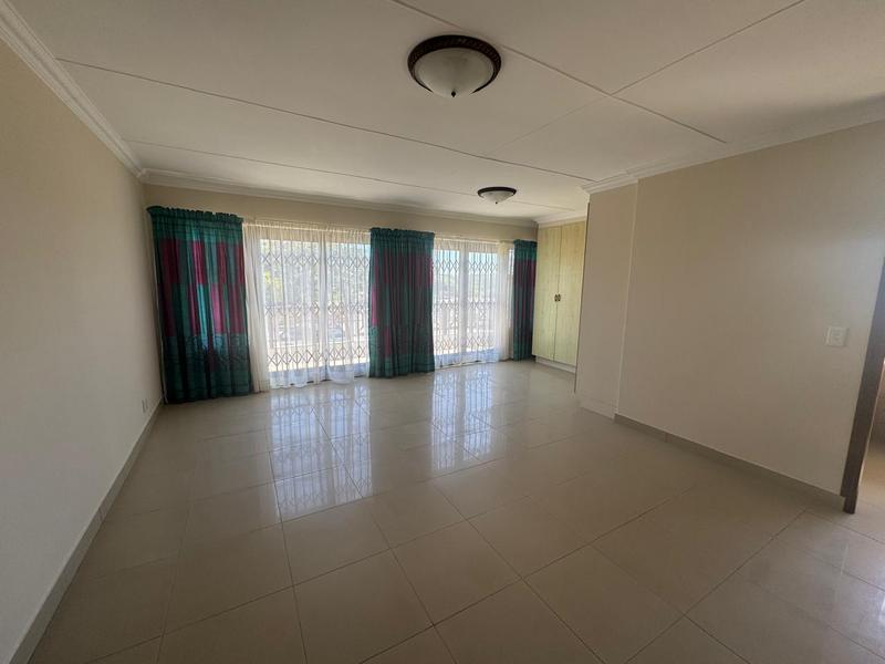 4 Bedroom Property for Sale in Reebok Western Cape